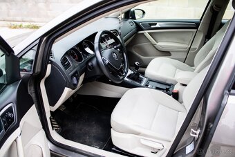 Volkswagen Golf Variant - 9