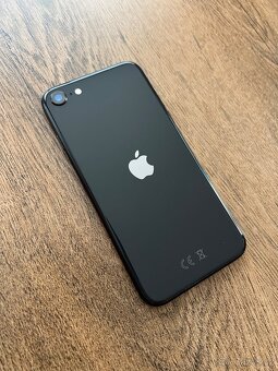 Apple iPhone SE 2020 - 9