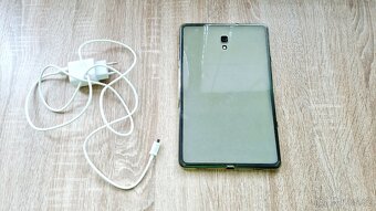 Samsung Galaxy tab A8 10.5 palců na SIM kartu - 9