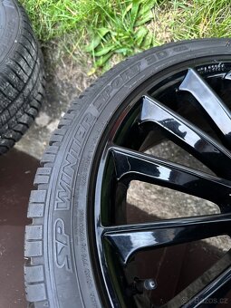 ALU kola Carmani 5x112 r19 zimní - 9
