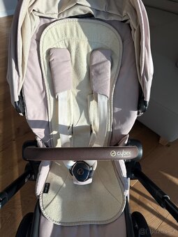 Cybex e-Priam - 9