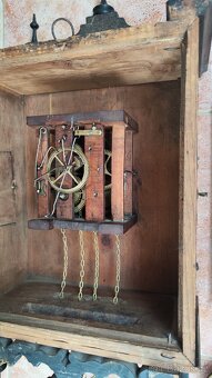 starožitné selské dřevěné vyřezávané hodiny schwarzwald - 9