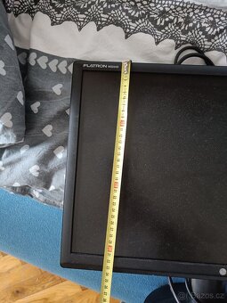 22" širokoúhlý monitor LG Flatron W2234S - 9