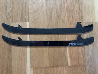 Brusle CCM RibCor 100K PRO SR 10,5 Wide - 9