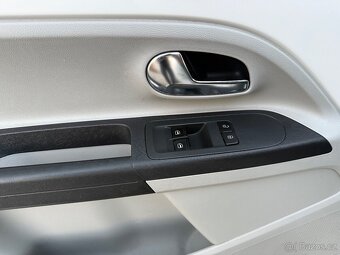 SEAT MII 1.0 MPI 2018 DPH - 9