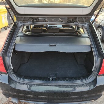 BMW E91MPACKET  320D 135KW ROK 2011 - 9