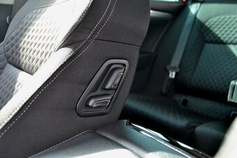 Škoda Superb 2.0 TDI 110kW Style Pro Navi kombi TOP STAV - 9