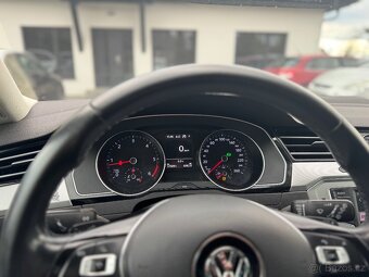 VW Passat B8 2.0TDi 110Kw DSG 2017 Keyless ACC Kombi LED - 9
