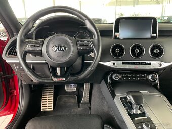 Kia Stinger 3,3TGDI V6,4WD,Max.Výbava - 9