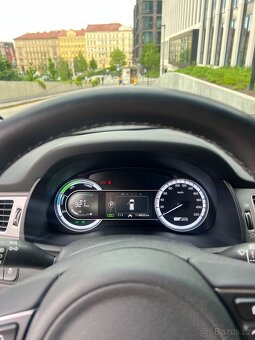 Kia Niro 1.6 hybrid- DPH- PLNÁ HISTORIE - 9