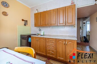 Prodej bytu 2+1 s balkónem, ul. Centrum Karviná, výhled na B - 9