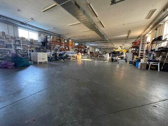 Pronájem skladového prostoru 3000 m² - 9