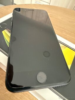 Apple iPhone SE (2020) 64GB - 9