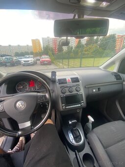 Vw touran 2.0tdi 125kw ND - 9