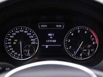 Mercedes-Benz Třídy A 1,6 180 90kW Style Navi Kůže (2013) - 9