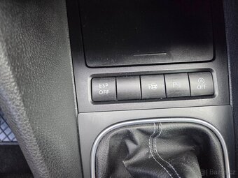 Volkswagen Golf VI 1.2TSi 77kW TEAM 2.Majitel - 9