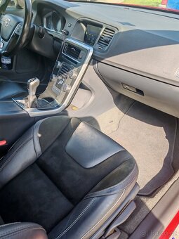 Volvo S60 2.0 T3 R-Design 112 kW - 9