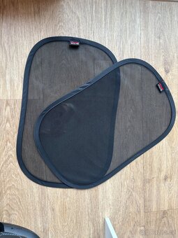 Autosedačka Britax do 22kg + 2x clona do auta - 9