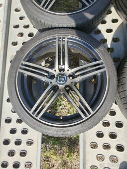 Kola R18 5x112 ET33 letní 225/40(7mm) + 245/35(5mm) - 9