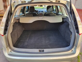 Ford Focus combi 2.0i - 9