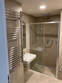 Pronájem bytu 1+kk, 33 m² – Lučištníků, Praha 5, Radlice - 9