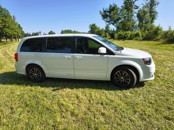 Dodge Grand Caravan 2016 R/T - 9