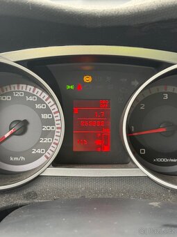 Citroen c-crosser 2.2hdi 115kw - 9