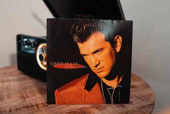 Gramofon Victrola VTA-270B + 3x vinyl - 9