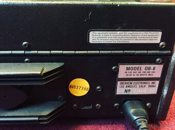 Oberheim OB-8 - Vintage syntezátorová syntezátorová klávesni - 9