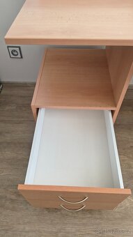 Psací stůl 132x57x72 (šxhxv) - 9