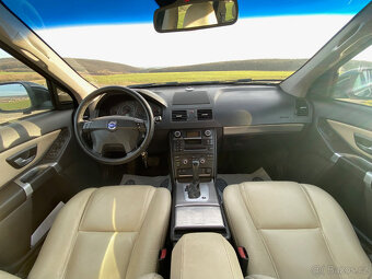 Volvo XC90 2.4 D5 136kW +4x4+klima+Automat - 9