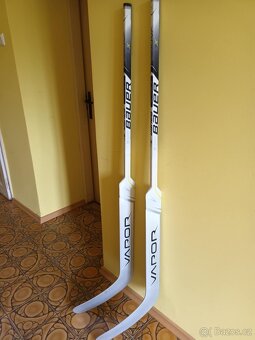 Úplně nové brankářské hokejky, 2 ks,Bauer Vapor 3X, vel."24 - 9