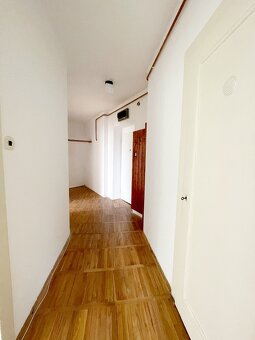 Pronájem bytu 2+1 • 66 m² bez realitky - 9
