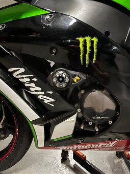 KAWASAKI ZX10R - 9