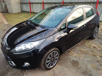 Ford Fiesta - 9