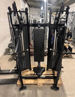 Hammer Strength - 9