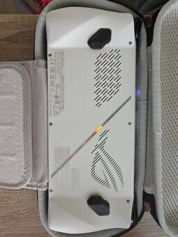 Herní konzole ASUS ROG Ally - AMD Z1 Extreme/16GB/512GB - 9