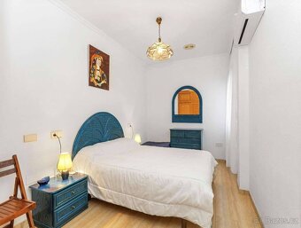 Krásný penthouse s panoramatickým výhledem na moře Španě - 9