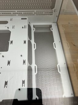 Metallic Gear by Phanteks NEO Qube White/Použitá - 9