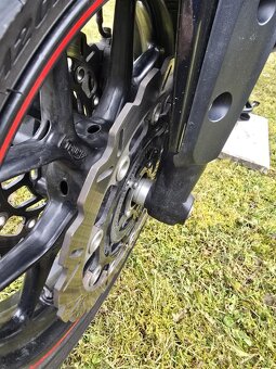 Triumph tiger 1050 sport - 9