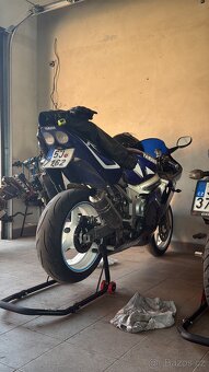 Yamaha R6 2002 - 9