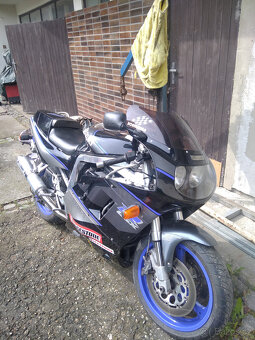 prodám GSXR 750 - 9