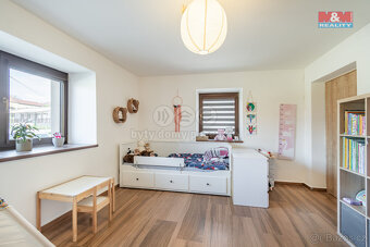 Prodej rodinného domu 5+kk, 220 m², Žižice - 9