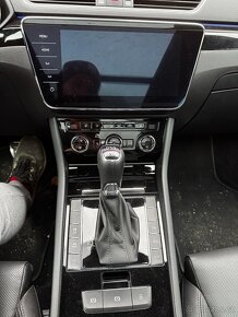 Prodám Škoda Superb Laurin a Klement - 9