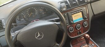 Mercedes ML 400 V8 W163 - 9