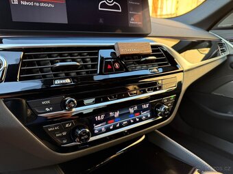 BMW M550i Xdrive 4.4 V8 Twin-turbo 390kw FL v ZÁRUKE - 9