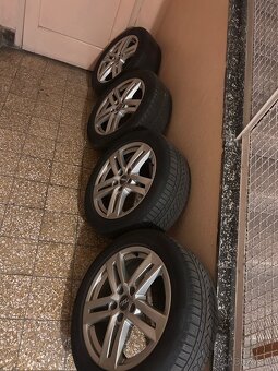 Prodám ALU KOLA 17 Audi originál - 9