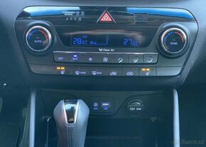 Hyundai Tucson 2.0 CRDi 4WD AUTOMAT NAVI LED automat 136 kw - 9