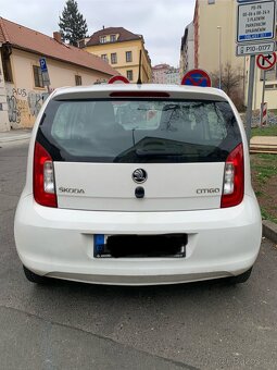 Škoda Citigo 1.0 MPI 44kw 2016 5 dveří 220 000km STK 1/2027 - 9