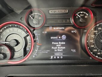 Dodge RAM Rebel 5.7 HEMI - 9